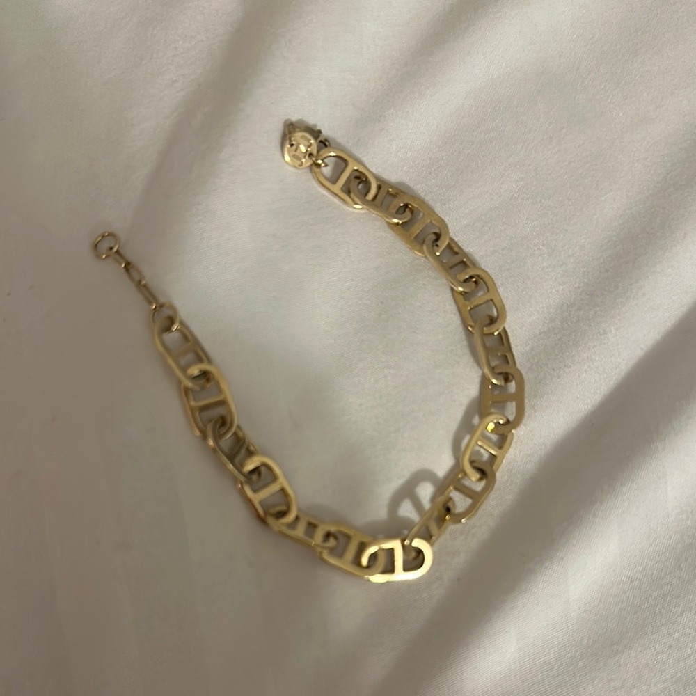 Gold Bold Bracelet with Timeless Design